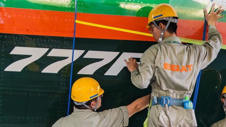 EVA AIR BECOMES FIRST AIRLINE IN ASIA TO SIGN FOR AEROSHARK MODIFICATION